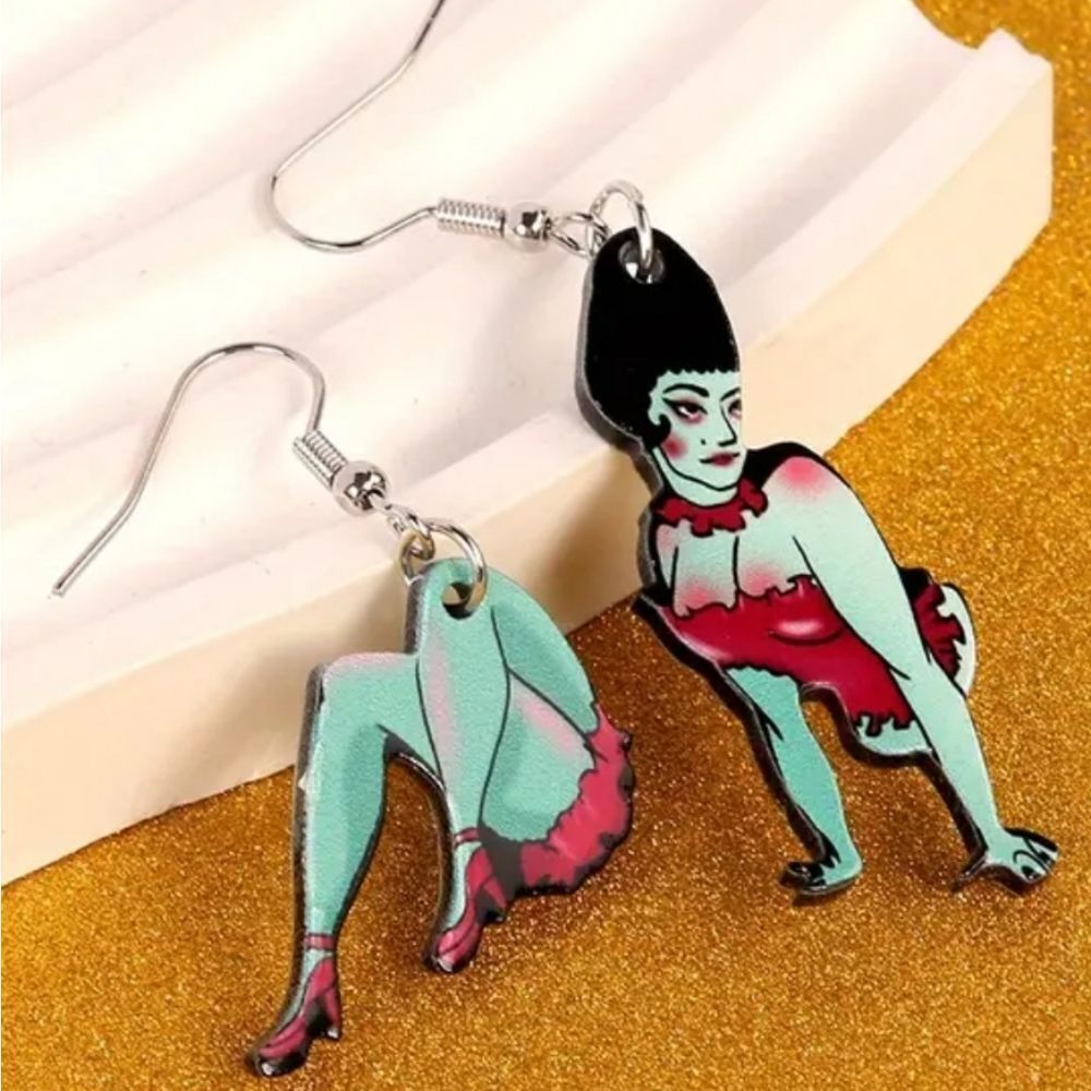 Fun Halloween dangle earrings - Picture 12 of 12